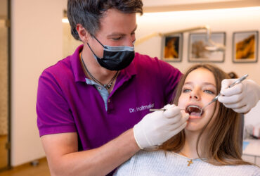 Zahnspange Gratis Österreich, Behandlung einer jungen Patientin mit fester Zahnspange